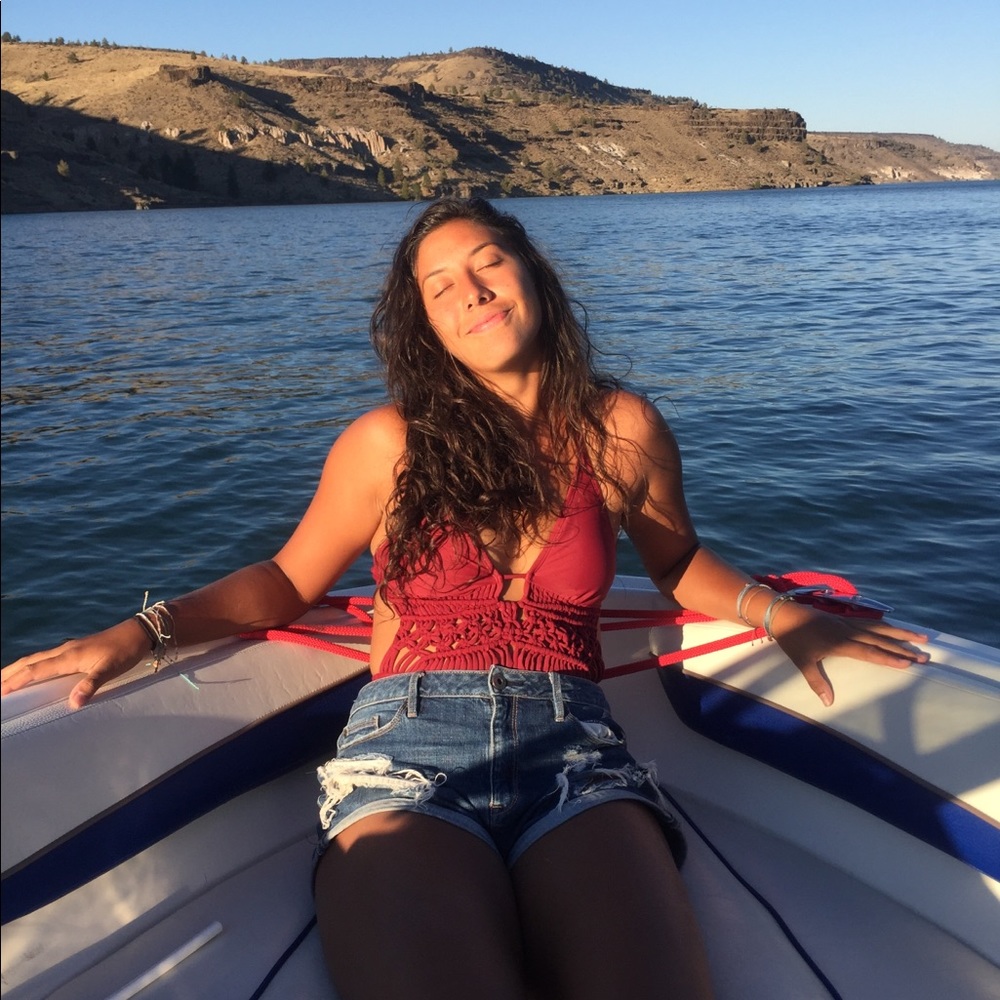 Meet your Posher, Kaiulani